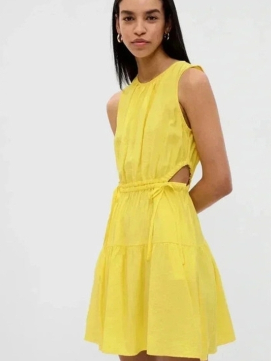 GAP Dresses & Skirts - Gap Side-Tie Cutout Yellow Dress XL